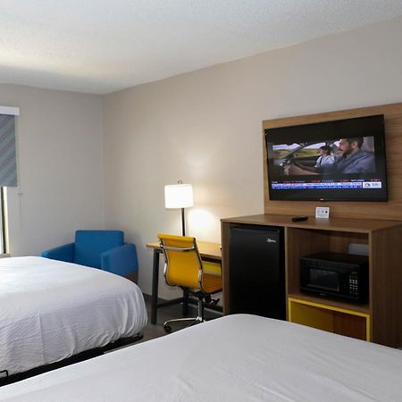 Days Inn By Wyndham Farmville Exteriér fotografie