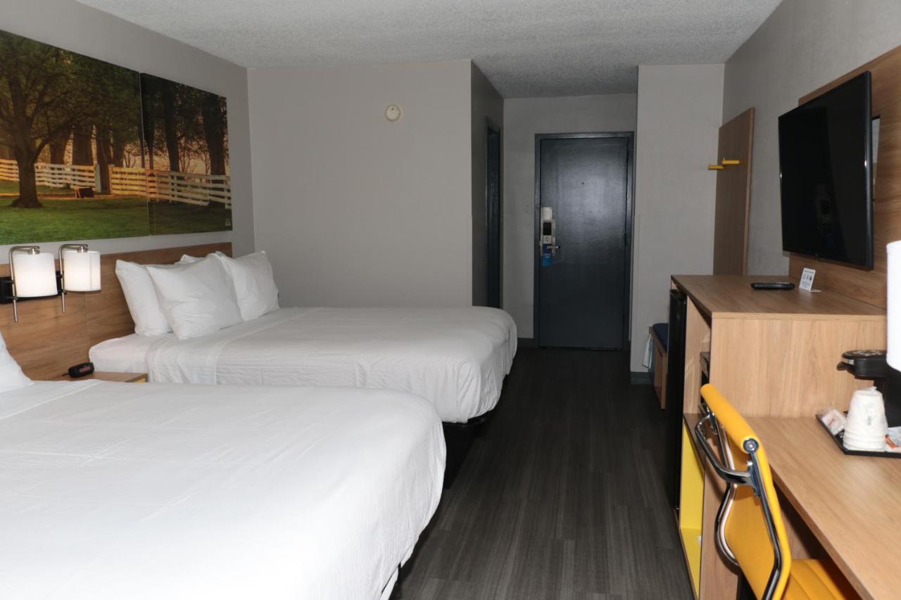 Days Inn By Wyndham Farmville Exteriér fotografie